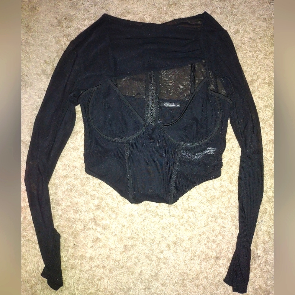 Sheer keyhole top